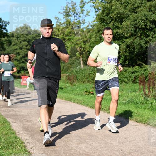 27.09.2026 - 35. Volkslauf durch das schöne Alstertal Dr. Thomas Lammeyer http://msf.ph/oto/10564344 27.09.2026 10:35:00 Laufen 10, 3204 meine-sportfotos.de