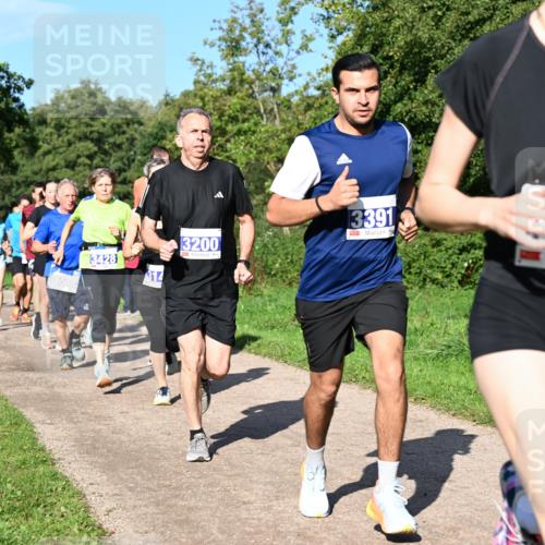 27.09.2026 - 35. Volkslauf durch das schöne Alstertal Dr. Thomas Lammeyer http://msf.ph/oto/10564403 27.09.2026 10:35:10 Laufen 3428, 314, 3200, 3391, 33 meine-sportfotos.de