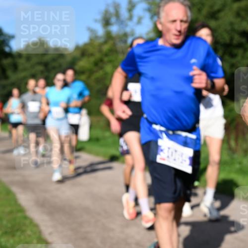 27.09.2026 - 35. Volkslauf durch das schöne Alstertal Dr. Thomas Lammeyer http://msf.ph/oto/10564422 27.09.2026 10:35:13 Laufen 3065 meine-sportfotos.de
