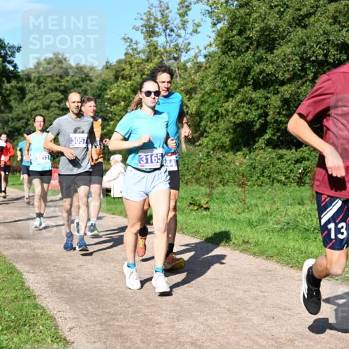 27.09.2026 - 35. Volkslauf durch das schöne Alstertal Dr. Thomas Lammeyer http://msf.ph/oto/10564428 27.09.2026 10:35:14 Laufen 2095, 3213, 3057, 3165, 13, 133 meine-sportfotos.de