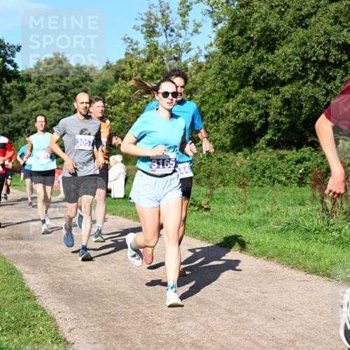 27.09.2026 - 35. Volkslauf durch das schöne Alstertal Dr. Thomas Lammeyer http://msf.ph/oto/10564429 27.09.2026 10:35:14 Laufen 3057, 3165, 3307 meine-sportfotos.de
