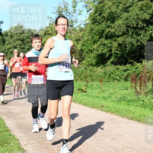 27.09.2026 - 35. Volkslauf durch das schöne Alstertal Dr. Thomas Lammeyer http://msf.ph/oto/10564441 27.09.2026 10:35:17 Laufen 3417, 68, 3095, 13213 meine-sportfotos.de