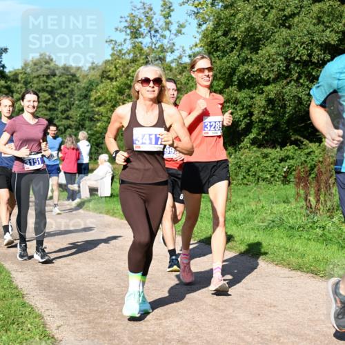 27.09.2026 - 35. Volkslauf durch das schöne Alstertal Dr. Thomas Lammeyer http://msf.ph/oto/10564458 27.09.2026 10:35:20 Laufen 3321, 3151, 3417, 6, 13289, 3394 meine-sportfotos.de