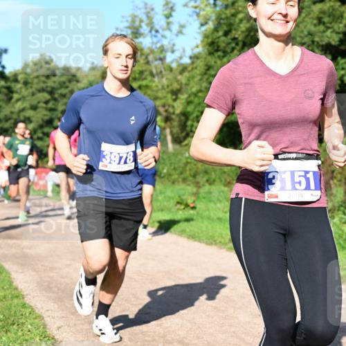 27.09.2026 - 35. Volkslauf durch das schöne Alstertal Dr. Thomas Lammeyer http://msf.ph/oto/10564472 27.09.2026 10:35:22 Laufen 3978, 151 meine-sportfotos.de