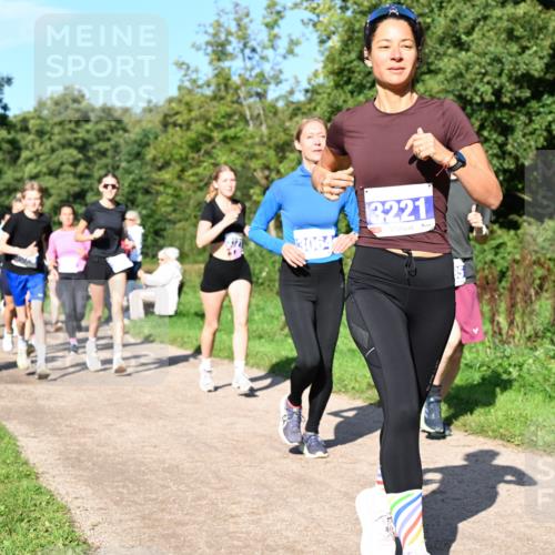 27.09.2026 - 35. Volkslauf durch das schöne Alstertal Dr. Thomas Lammeyer http://msf.ph/oto/10564518 27.09.2026 10:35:29 Laufen 3064, 3221 meine-sportfotos.de
