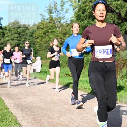 27.09.2026 - 35. Volkslauf durch das schöne Alstertal Dr. Thomas Lammeyer http://msf.ph/oto/10564519 27.09.2026 10:35:29 Laufen 3221 meine-sportfotos.de