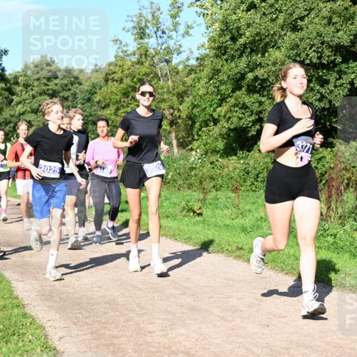27.09.2026 - 35. Volkslauf durch das schöne Alstertal Dr. Thomas Lammeyer http://msf.ph/oto/10564529 27.09.2026 10:35:30 Laufen 88, 3025, 3026, 3371 meine-sportfotos.de