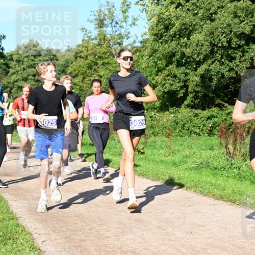 27.09.2026 - 35. Volkslauf durch das schöne Alstertal Dr. Thomas Lammeyer http://msf.ph/oto/10564532 27.09.2026 10:35:31 Laufen 3198, 3025, 3026, 3371 meine-sportfotos.de