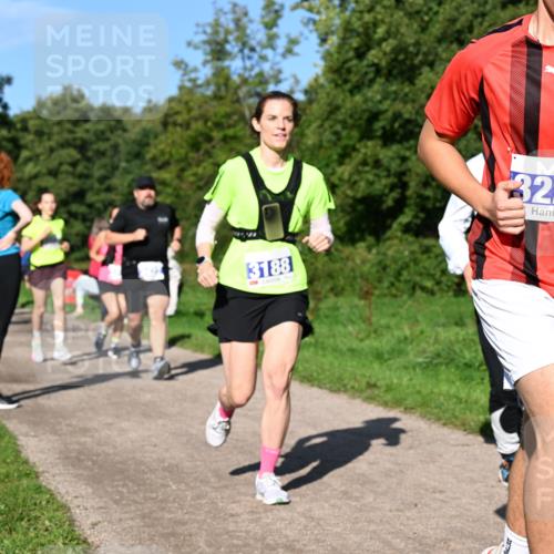 27.09.2026 - 35. Volkslauf durch das schöne Alstertal Dr. Thomas Lammeyer http://msf.ph/oto/10564559 27.09.2026 10:35:35 Laufen 3188, 3229, 95 meine-sportfotos.de