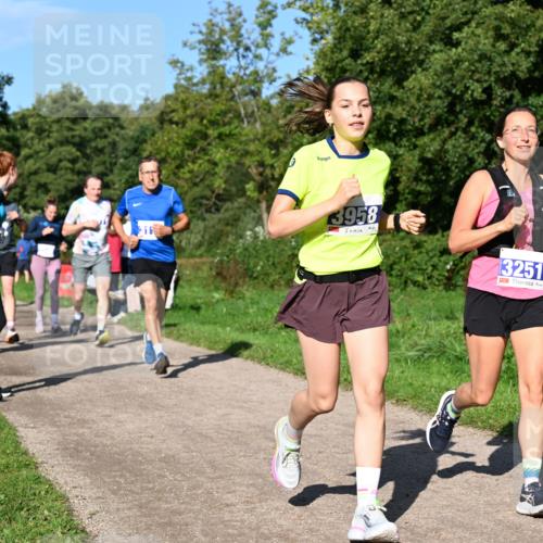 27.09.2026 - 35. Volkslauf durch das schöne Alstertal Dr. Thomas Lammeyer http://msf.ph/oto/10564584 27.09.2026 10:35:38 Laufen 3958, 3251 meine-sportfotos.de