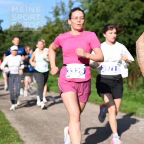 27.09.2026 - 35. Volkslauf durch das schöne Alstertal Dr. Thomas Lammeyer http://msf.ph/oto/10564653 27.09.2026 10:35:48 Laufen  meine-sportfotos.de