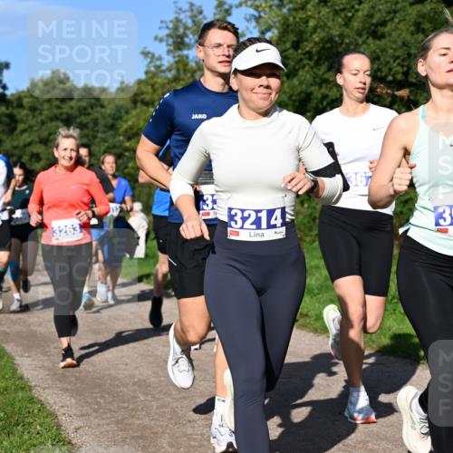 27.09.2026 - 35. Volkslauf durch das schöne Alstertal Dr. Thomas Lammeyer http://msf.ph/oto/10564667 27.09.2026 10:35:50 Laufen 3263, 3214, 367, 3951, 1 meine-sportfotos.de