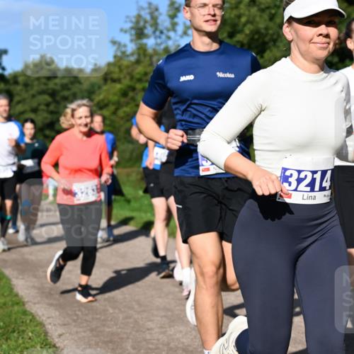 27.09.2026 - 35. Volkslauf durch das schöne Alstertal Dr. Thomas Lammeyer http://msf.ph/oto/10564670 27.09.2026 10:35:50 Laufen 3214 meine-sportfotos.de