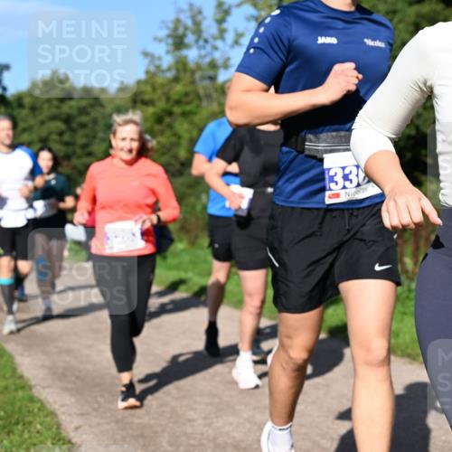 27.09.2026 - 35. Volkslauf durch das schöne Alstertal Dr. Thomas Lammeyer http://msf.ph/oto/10564672 27.09.2026 10:35:51 Laufen 133, 3214 meine-sportfotos.de