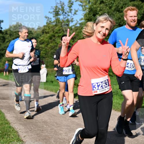 27.09.2026 - 35. Volkslauf durch das schöne Alstertal Dr. Thomas Lammeyer http://msf.ph/oto/10564678 27.09.2026 10:35:52 Laufen 3956, 3359, 3263, 40, 9764, 128 meine-sportfotos.de