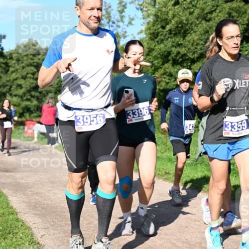 27.09.2026 - 35. Volkslauf durch das schöne Alstertal Dr. Thomas Lammeyer http://msf.ph/oto/10564687 27.09.2026 10:35:53 Laufen 3956, 3396, 24, 342, 3359 meine-sportfotos.de