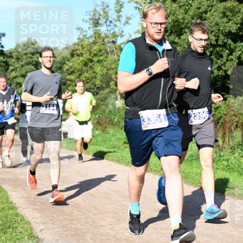 27.09.2026 - 35. Volkslauf durch das schöne Alstertal Dr. Thomas Lammeyer http://msf.ph/oto/10564727 27.09.2026 10:35:59 Laufen 3184, 3351, 2396 meine-sportfotos.de