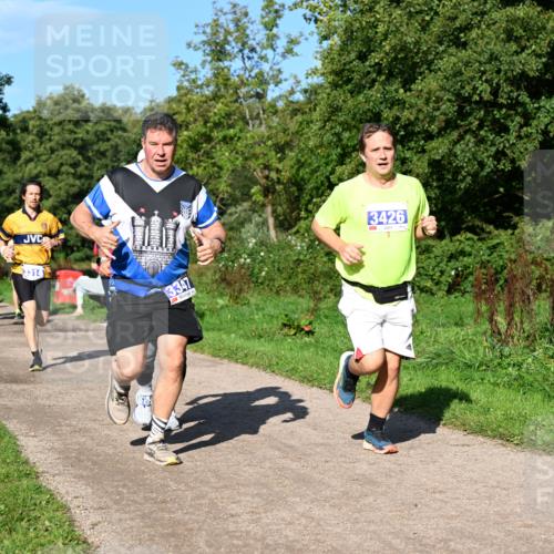 27.09.2026 - 35. Volkslauf durch das schöne Alstertal Dr. Thomas Lammeyer http://msf.ph/oto/10564739 27.09.2026 10:36:01 Laufen 3314, 3347, 3426 meine-sportfotos.de