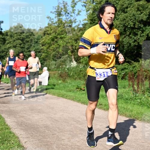 27.09.2026 - 35. Volkslauf durch das schöne Alstertal Dr. Thomas Lammeyer http://msf.ph/oto/10564760 27.09.2026 10:36:04 Laufen 3314 meine-sportfotos.de