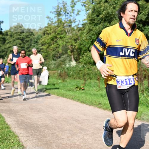 27.09.2026 - 35. Volkslauf durch das schöne Alstertal Dr. Thomas Lammeyer http://msf.ph/oto/10564762 27.09.2026 10:36:04 Laufen 3314 meine-sportfotos.de