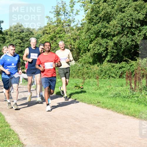 27.09.2026 - 35. Volkslauf durch das schöne Alstertal Dr. Thomas Lammeyer http://msf.ph/oto/10564773 27.09.2026 10:36:06 Laufen 3327, 300 meine-sportfotos.de