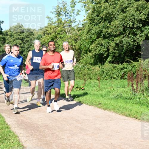 27.09.2026 - 35. Volkslauf durch das schöne Alstertal Dr. Thomas Lammeyer http://msf.ph/oto/10564774 27.09.2026 10:36:06 Laufen 3196, 3327, 281, 3001 meine-sportfotos.de