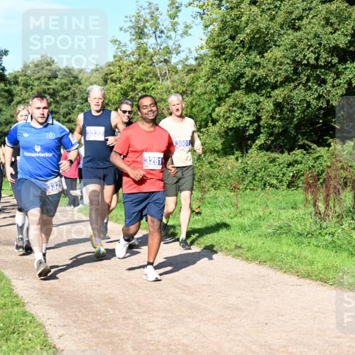 27.09.2026 - 35. Volkslauf durch das schöne Alstertal Dr. Thomas Lammeyer http://msf.ph/oto/10564776 27.09.2026 10:36:06 Laufen  meine-sportfotos.de