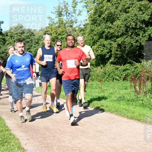 27.09.2026 - 35. Volkslauf durch das schöne Alstertal Dr. Thomas Lammeyer http://msf.ph/oto/10564778 27.09.2026 10:36:07 Laufen 07, 3196, 3327 meine-sportfotos.de