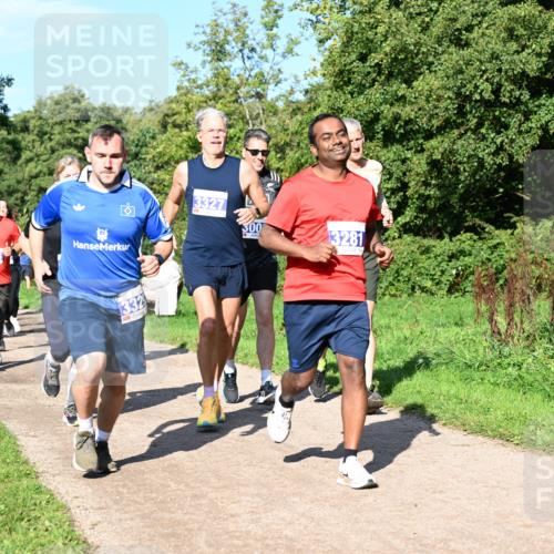 27.09.2026 - 35. Volkslauf durch das schöne Alstertal Dr. Thomas Lammeyer http://msf.ph/oto/10564781 27.09.2026 10:36:07 Laufen 96, 1332, 3327, 300, 3281 meine-sportfotos.de
