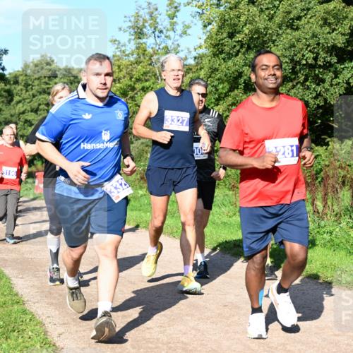 27.09.2026 - 35. Volkslauf durch das schöne Alstertal Dr. Thomas Lammeyer http://msf.ph/oto/10564784 27.09.2026 10:36:07 Laufen 3196, 3327, 00, 281 meine-sportfotos.de