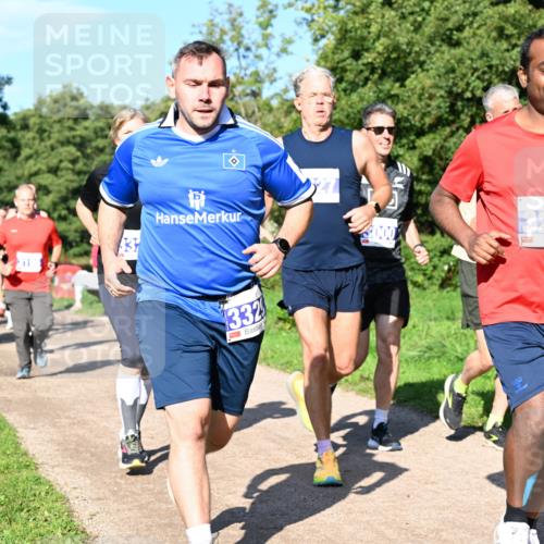 27.09.2026 - 35. Volkslauf durch das schöne Alstertal Dr. Thomas Lammeyer http://msf.ph/oto/10564787 27.09.2026 10:36:08 Laufen 327, 1332, 000, 3281 meine-sportfotos.de