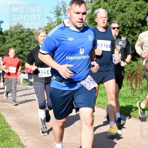 27.09.2026 - 35. Volkslauf durch das schöne Alstertal Dr. Thomas Lammeyer http://msf.ph/oto/10564789 27.09.2026 10:36:08 Laufen 3324, 3327, 328, 332 meine-sportfotos.de