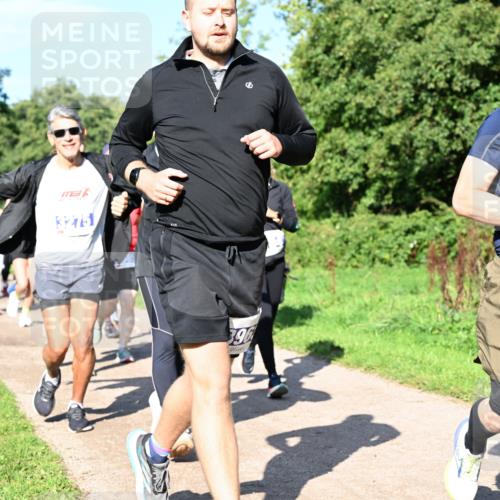 27.09.2026 - 35. Volkslauf durch das schöne Alstertal Dr. Thomas Lammeyer http://msf.ph/oto/10564859 27.09.2026 10:36:19 Laufen 3275, 396, 117 meine-sportfotos.de