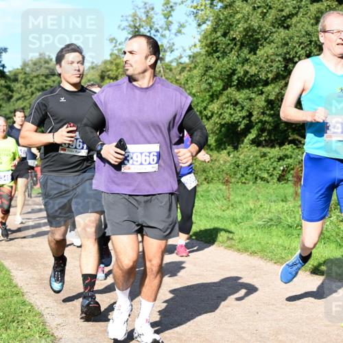 27.09.2026 - 35. Volkslauf durch das schöne Alstertal Dr. Thomas Lammeyer http://msf.ph/oto/10564894 27.09.2026 10:36:24 Laufen  meine-sportfotos.de