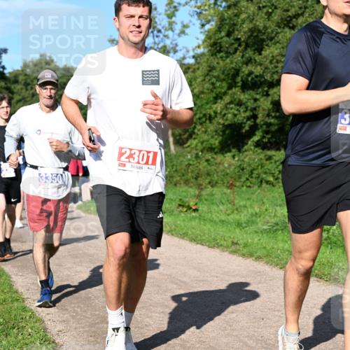 27.09.2026 - 35. Volkslauf durch das schöne Alstertal Dr. Thomas Lammeyer http://msf.ph/oto/10564925 27.09.2026 10:36:28 Laufen 3350, 2301, 331 meine-sportfotos.de