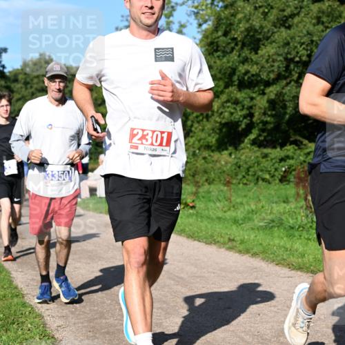 27.09.2026 - 35. Volkslauf durch das schöne Alstertal Dr. Thomas Lammeyer http://msf.ph/oto/10564926 27.09.2026 10:36:29 Laufen 3350, 2301 meine-sportfotos.de