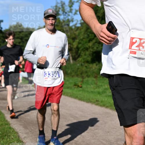 27.09.2026 - 35. Volkslauf durch das schöne Alstertal Dr. Thomas Lammeyer http://msf.ph/oto/10564930 27.09.2026 10:36:29 Laufen 3350, 2301 meine-sportfotos.de