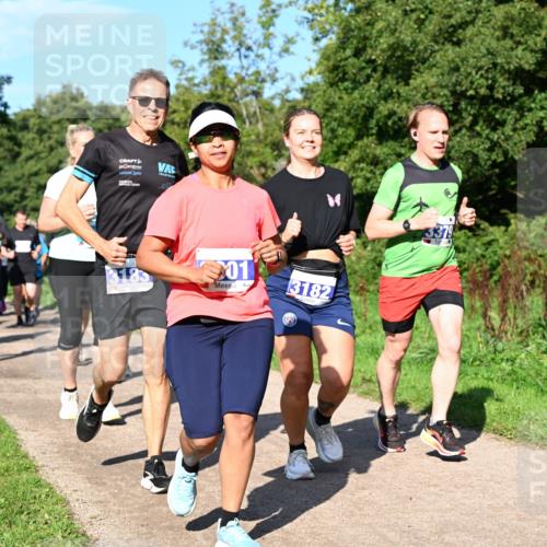 27.09.2026 - 35. Volkslauf durch das schöne Alstertal Dr. Thomas Lammeyer http://msf.ph/oto/10564965 27.09.2026 10:36:34 Laufen 01, 3182 meine-sportfotos.de