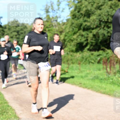 27.09.2026 - 35. Volkslauf durch das schöne Alstertal Dr. Thomas Lammeyer http://msf.ph/oto/10564999 27.09.2026 10:36:39 Laufen 132 meine-sportfotos.de