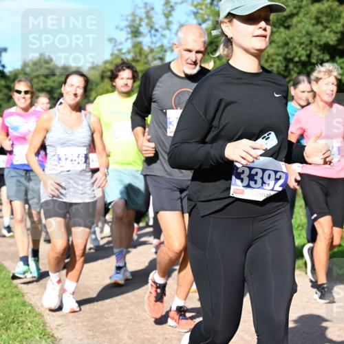 27.09.2026 - 35. Volkslauf durch das schöne Alstertal Dr. Thomas Lammeyer http://msf.ph/oto/10565022 27.09.2026 10:36:43 Laufen 43256, 3392 meine-sportfotos.de