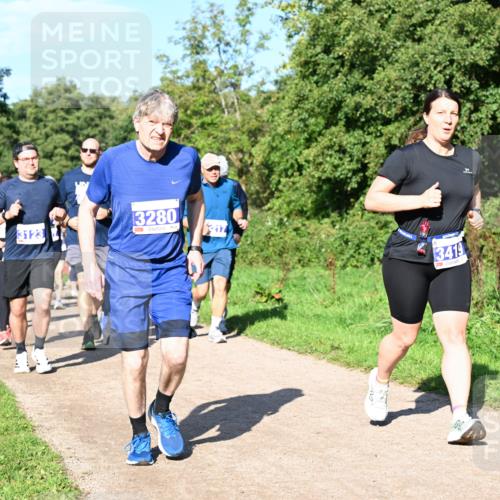 27.09.2026 - 35. Volkslauf durch das schöne Alstertal Dr. Thomas Lammeyer http://msf.ph/oto/10565091 27.09.2026 10:36:53 Laufen 3123, 3280, 217, 3419 meine-sportfotos.de