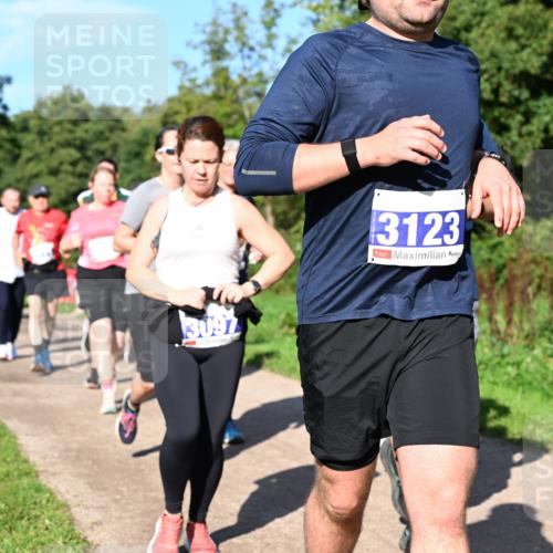 27.09.2026 - 35. Volkslauf durch das schöne Alstertal Dr. Thomas Lammeyer http://msf.ph/oto/10565120 27.09.2026 10:36:56 Laufen 3097, 3123 meine-sportfotos.de
