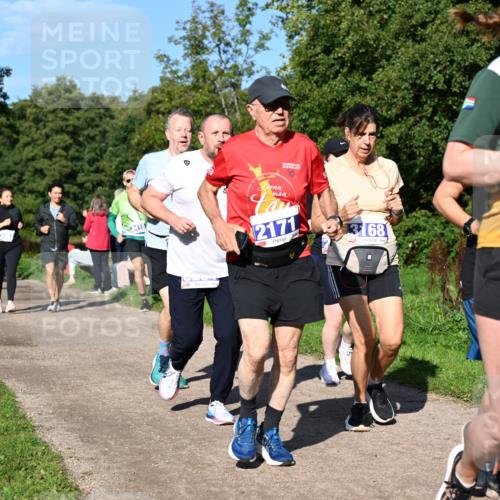 27.09.2026 - 35. Volkslauf durch das schöne Alstertal Dr. Thomas Lammeyer http://msf.ph/oto/10565151 27.09.2026 10:36:59 Laufen 3415, 2171, 3168, 228 meine-sportfotos.de