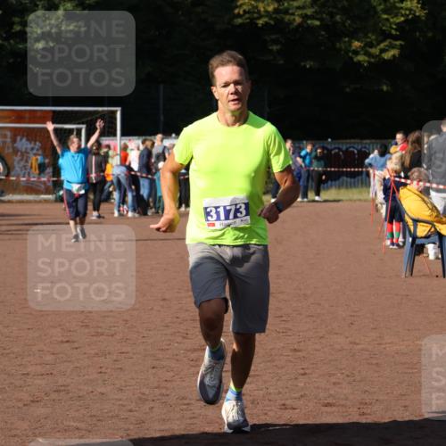 27.09.2026 - 35. Volkslauf durch das schöne Alstertal Strokosch-Dieckow http://msf.ph/oto/10565216 27.09.2026 11:12:12 Ziel 3173 meine-sportfotos.de