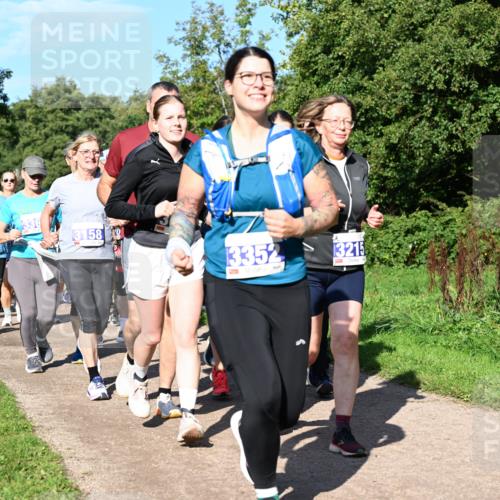 27.09.2026 - 35. Volkslauf durch das schöne Alstertal Dr. Thomas Lammeyer http://msf.ph/oto/10565229 27.09.2026 10:37:09 Laufen 316, 4, 336, 3158, 3352, 3215 meine-sportfotos.de