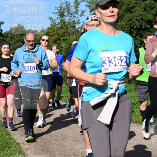 27.09.2026 - 35. Volkslauf durch das schöne Alstertal Dr. Thomas Lammeyer http://msf.ph/oto/10565259 27.09.2026 10:37:12 Laufen 3334, 3161, 3362, 3 meine-sportfotos.de