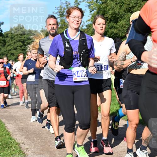 27.09.2026 - 35. Volkslauf durch das schöne Alstertal Dr. Thomas Lammeyer http://msf.ph/oto/10565292 27.09.2026 10:37:16 Laufen 169, 3406, 3131, 3098 meine-sportfotos.de
