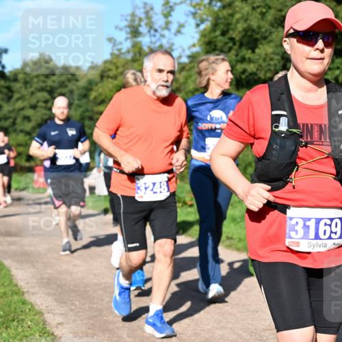 27.09.2026 - 35. Volkslauf durch das schöne Alstertal Dr. Thomas Lammeyer http://msf.ph/oto/10565337 27.09.2026 10:37:21 Laufen 3248, 3169 meine-sportfotos.de