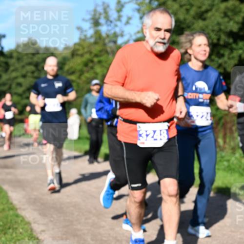 27.09.2026 - 35. Volkslauf durch das schöne Alstertal Dr. Thomas Lammeyer http://msf.ph/oto/10565342 27.09.2026 10:37:21 Laufen 3248 meine-sportfotos.de