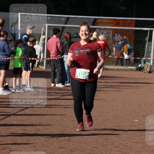 27.09.2026 - 35. Volkslauf durch das schöne Alstertal Strokosch-Dieckow http://msf.ph/oto/10565350 27.09.2026 11:11:36 Ziel 4158 meine-sportfotos.de